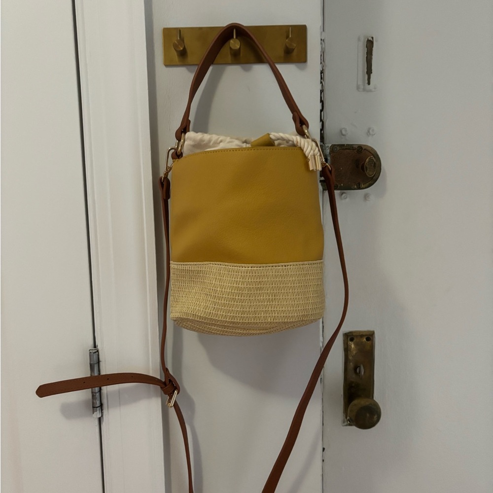 Yellow and Tan Bucket Bag MDW FLASH SALE!! - Picture 5 of 5